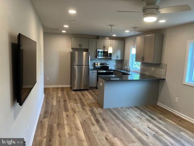 UNIT-4 - 215 E Linden St, Condo with 2 bedrooms, 1 bathrooms and null parking in KENNETT SQUARE PA | Image 14
