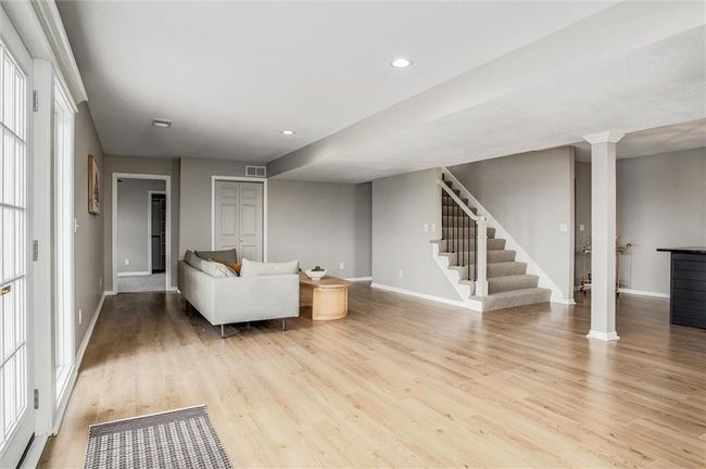 101 Sw View High Dr, House other with 5 bedrooms, 5 bathrooms and null parking in Lee's Summit MO | Image 43