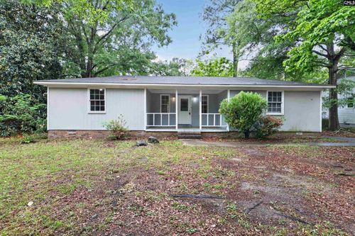 209 Quail Creek Dr, Hopkins, SC, 29061-9427 | Card Image