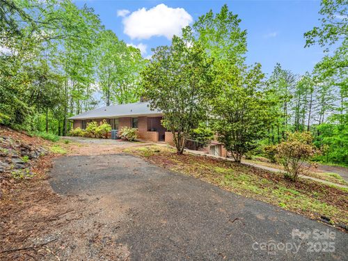 200 Little Wings Mountain Rd, Columbus, NC, 28722-6419 | Card Image