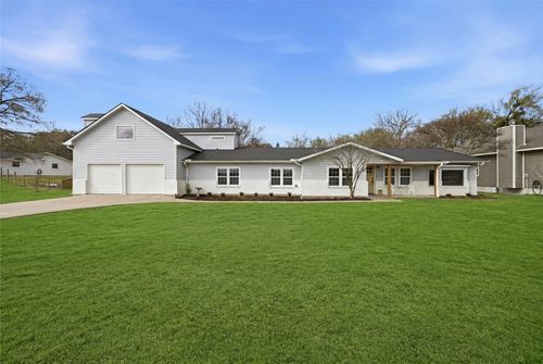 1234 Kiowa Dr W, Lake Kiowa, TX, 76240-9405 | Card Image