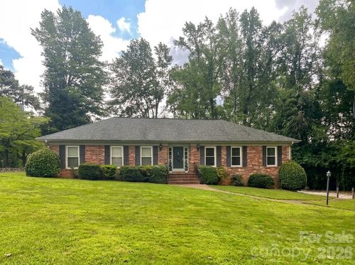 174 New Market Road, Tryon, NC, 28782 | Card Image