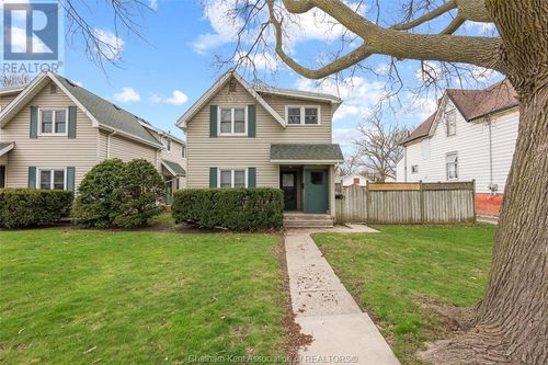 224 Lacroix St, Chatham, ON, N7M2V4 | Card Image