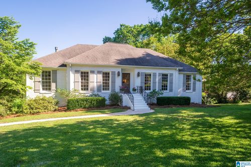 2221 Shades Crest Road, VESTAVIA HILLS, AL, 35216 | Card Image