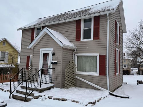 323 E 1st Street, New Lexington, OH, 43764 | Card Image