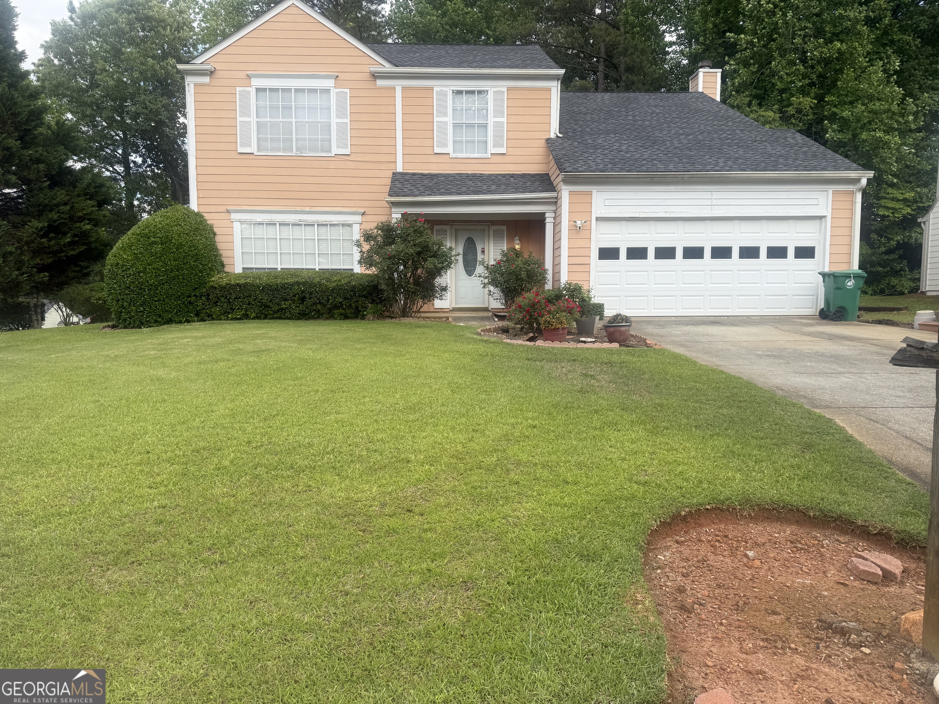 Residential in Lithonia