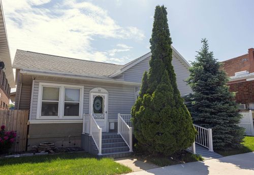 111 S Lawler Street, Postville, IA, 52162 | Card Image