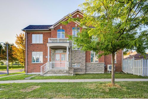 496 The Bridle Walk, Markham, ON, L6C2Y4 | Card Image