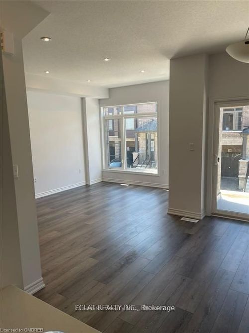 61 Soho St, Stoney Creek, ON, L8J0M6 | Card Image