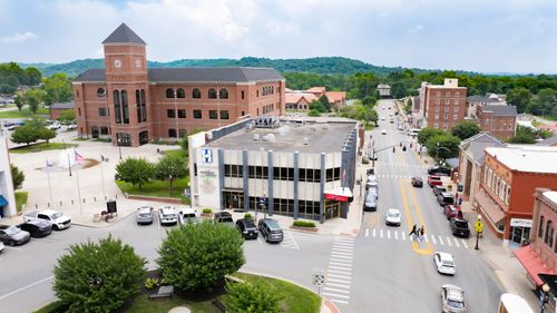 a-100 Public Sq, Somerset, KY, 42501-1500 | Card Image