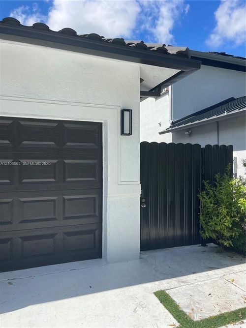 studio-14554 Sw 161st Ct, Miami, FL, 33196-5781 | Card Image