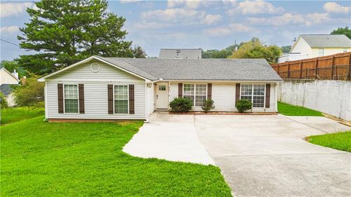 660 Morrow Rd, Forest Park, GA, 30297-3239 | Card Image