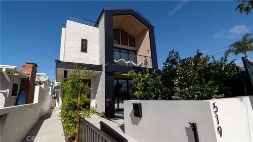 519 1/2 Narcissus Ave, Corona del Mar, CA, 92625-2434 | Card Image