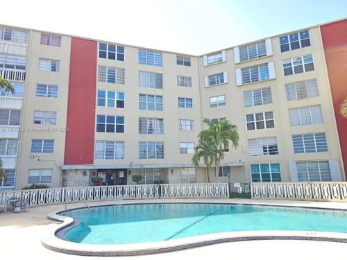 110b1-1475 Ne 125th Ter, North Miami, FL, 33161-5215 | Card Image