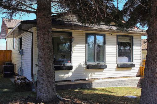 20 Bedwood Hill Ne, Calgary, AB, T3K1L9 | Card Image