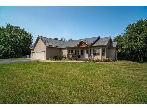 E3525 730th Ave, Menomonie, WI, 54751-5671 | Card Image
