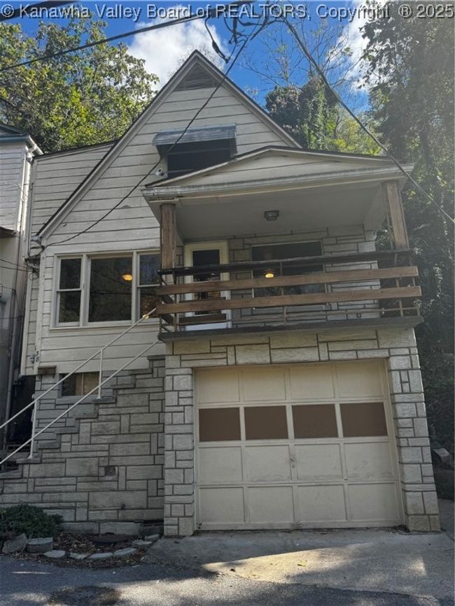 138 Cassick St, House other with 3 bedrooms, 2 bathrooms and null parking in Logan WV | Image 25