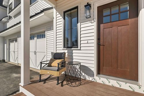 669 High St, Candia, NH, 03034-2005 | Card Image