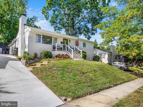 2040 N Woodstock St, ARLINGTON, VA, 22207-2414 | Card Image