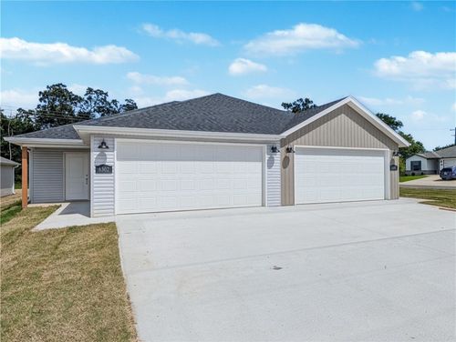6305 & 6307 Kathleen Street, Bentonville, AR, 72713 | Card Image