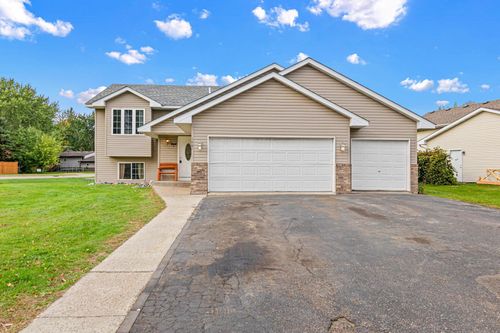 1601 Maple Avenue, Buffalo, MN, 55313 | Card Image