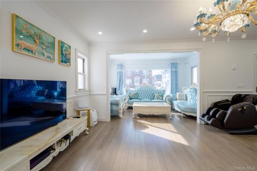 29-35 162nd St, Flushing, NY, 11358 | Card Image