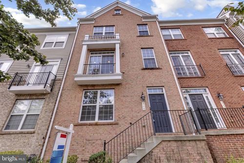 640 Spectator Ave, LANDOVER, MD, 20785-4710 | Card Image