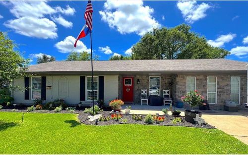 1410 Avenue D, Danbury, TX, 77534-9733 | Card Image