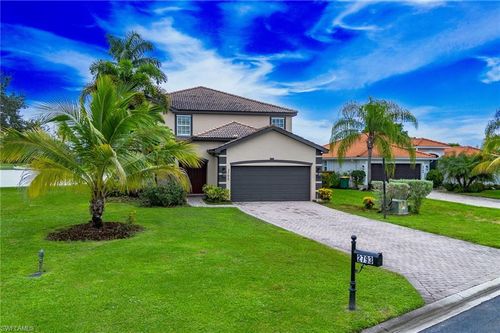 2793 Amberwood Ct, NAPLES, FL, 34120-7520 | Card Image