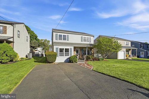 305 Roesch Ave, ORELAND, PA, 19075-2029 | Card Image