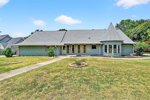 2602 Turtle Creek Dr, Sherman, TX, 75092-2233 | Card Image