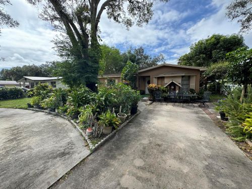275 Se 16th Ave, Okeechobee, FL, 34974-4738 | Card Image