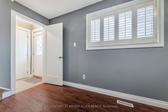 11 Mary St E, House other with 4 bedrooms, 3 bathrooms and 5 parking in Omemee ON | Image 17