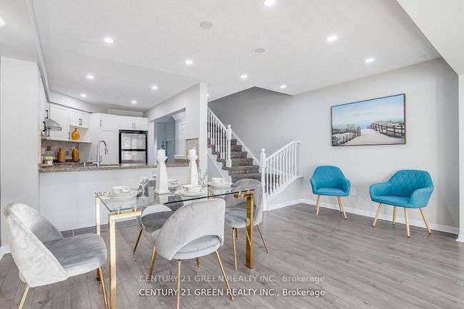 607 Willmott Cres, House attached with 4 bedrooms, 4 bathrooms and 2 parking in Milton ON | Image 13