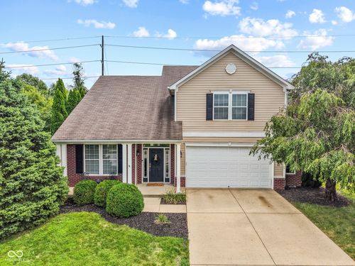 1381 Brookway Dr, Avon, IN, 46123-8877 | Card Image