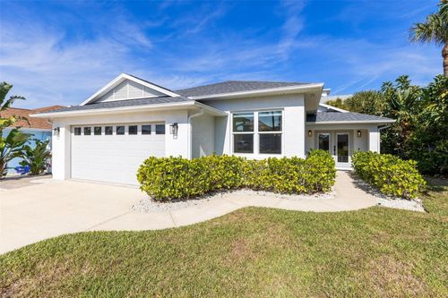 830 Hope Ave, New Smyrna Beach, FL, 32169-2814 | Card Image