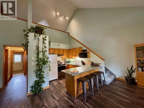 2-300 Canyon Trail, Fernie, BC, V0B1M5 | Card Image