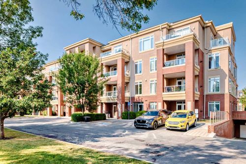 214-2 Hemlock Cres Sw, Calgary, AB, T3C2Z1 | Card Image