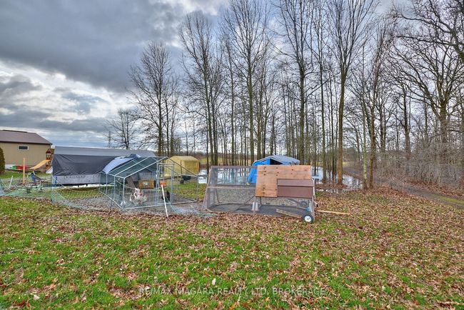 637 Carl Rd, House other with 5 bedrooms, 4 bathrooms and 20 parking in Port Robinson ON | Image 38