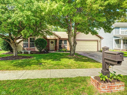 1752 Beckenbauer Ln, Indianapolis, IN, 46214-2341 | Card Image