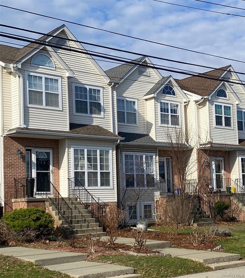 359 Verplanck Ave, Beacon, NY, 12508-2821 | Card Image