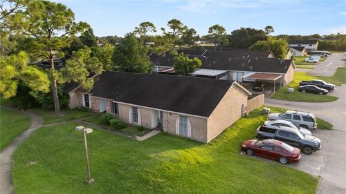 6913 Chasewood Dr, Missouri City, TX, 77489-2519 | Card Image