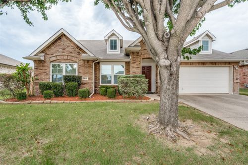 5839 Twilight Dr, Grand Prairie, TX, 75052-8589 | Card Image
