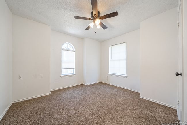 9907 Autumn Vly, House other with 4 bedrooms, 3 bathrooms and null parking in Converse TX | Image 20