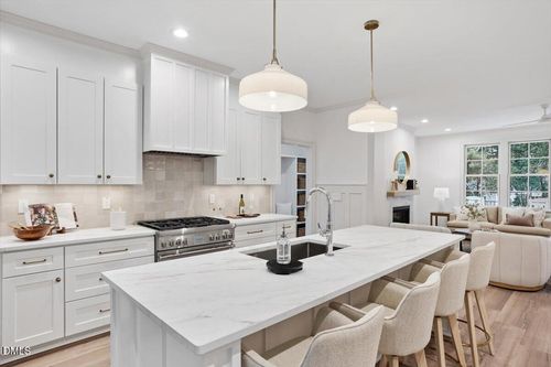 203 Baggett Ave, Raleigh, NC, 27604-2303 | Card Image
