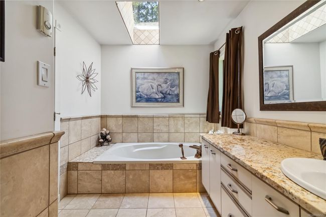 1 - 981 Fir Tree Glen, Townhouse with 2 bedrooms, 3 bathrooms and null parking in Saanich BC | Image 34