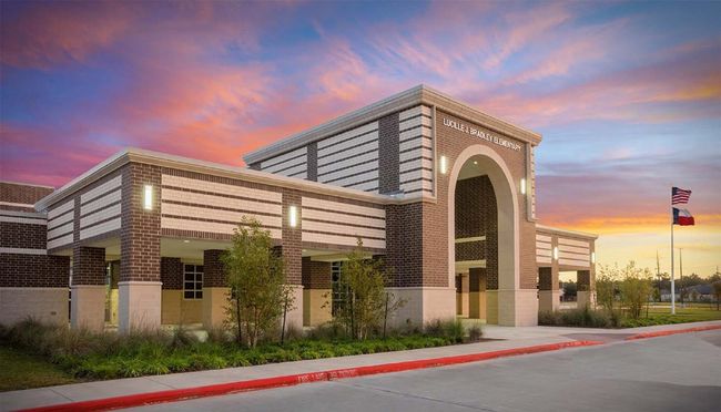 Walking distance to top rated Bradley Elementary. | Image 33