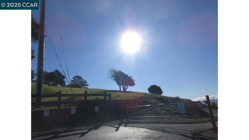 0 Crest Ave, Richmond, CA, 94801 | Card Image