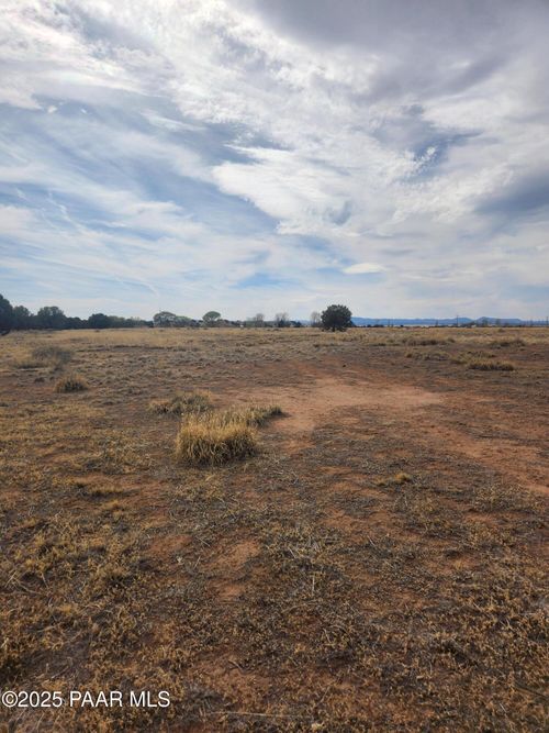 05-118e Champagne Lane, Paulden, AZ, 86334 | Card Image