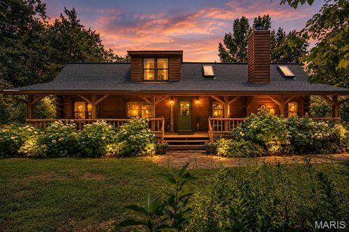 8 Whippoorwill Ct, Defiance, MO, 63341-1222 | Card Image
